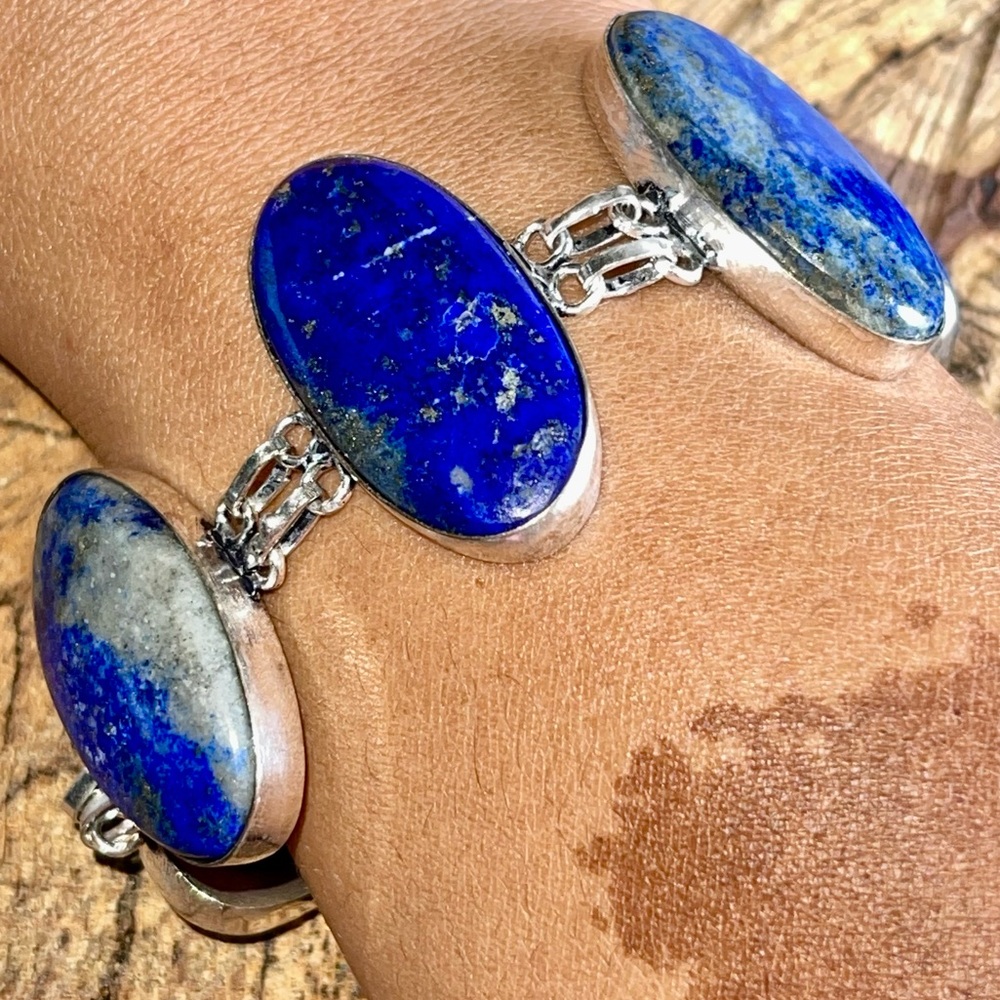 Beautiful Lapis Lazuli Bracelet 7” - 8 1/2”